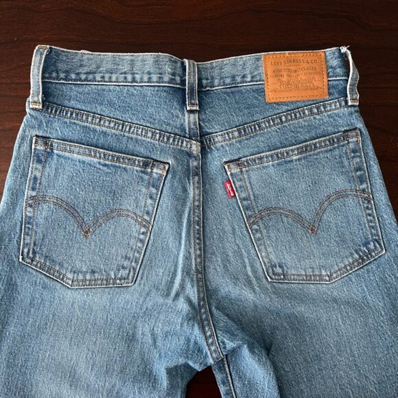 Levi's Wedgie Jeans - Picture 1 of 2